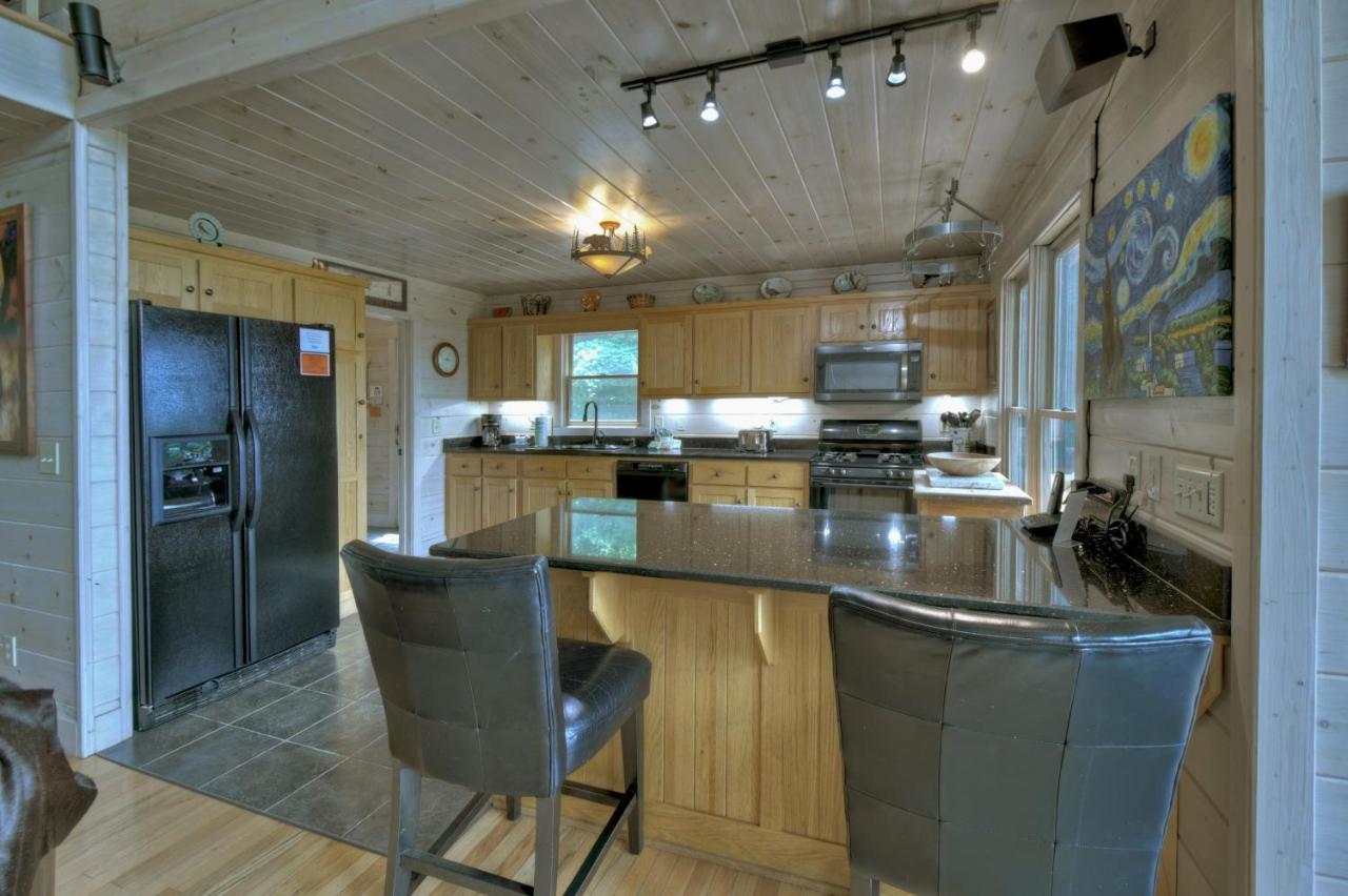 Champagne Chalet - Cuddleup Villa Morganton Luaran gambar
