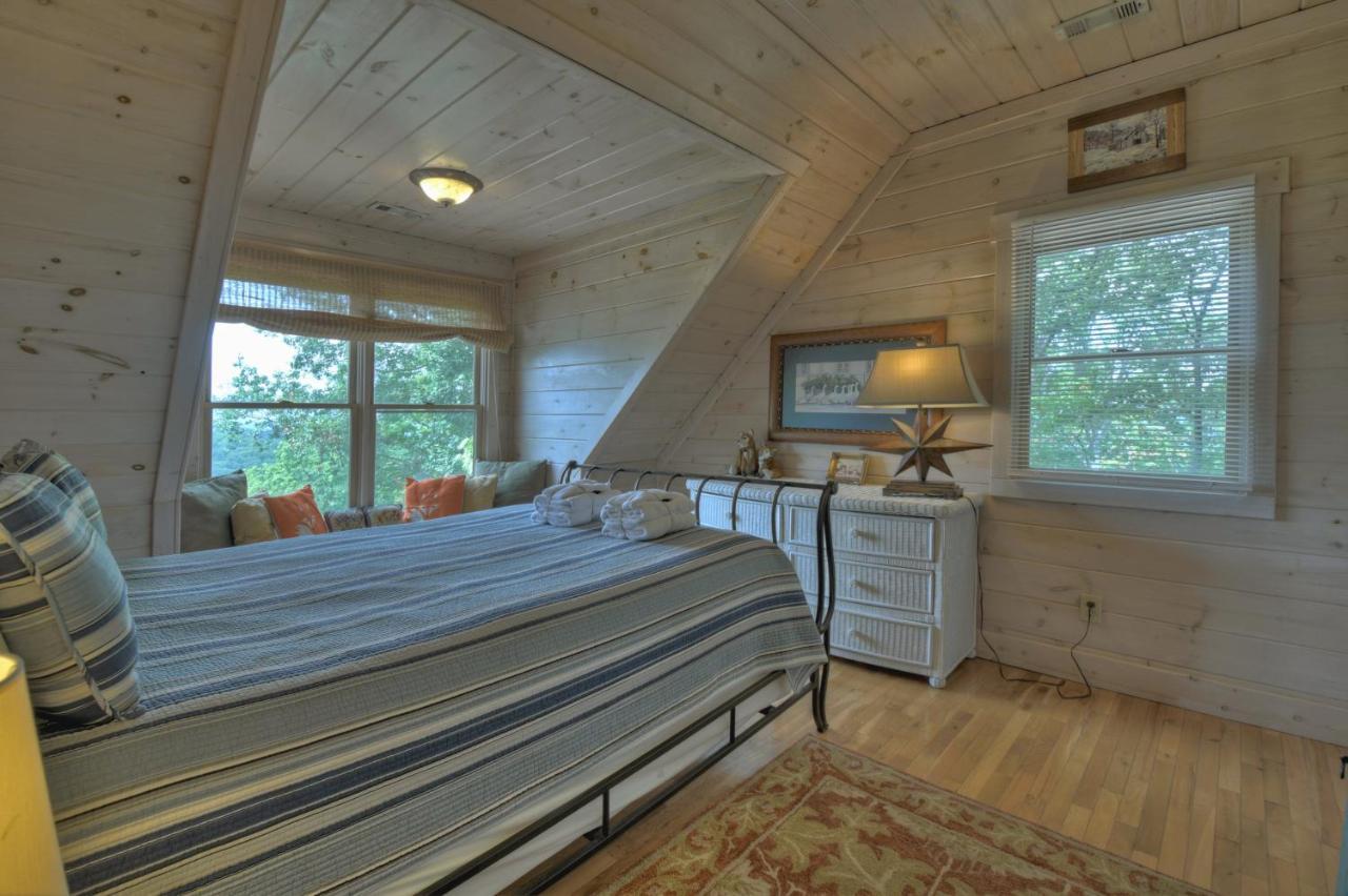 Champagne Chalet - Cuddleup Villa Morganton Luaran gambar